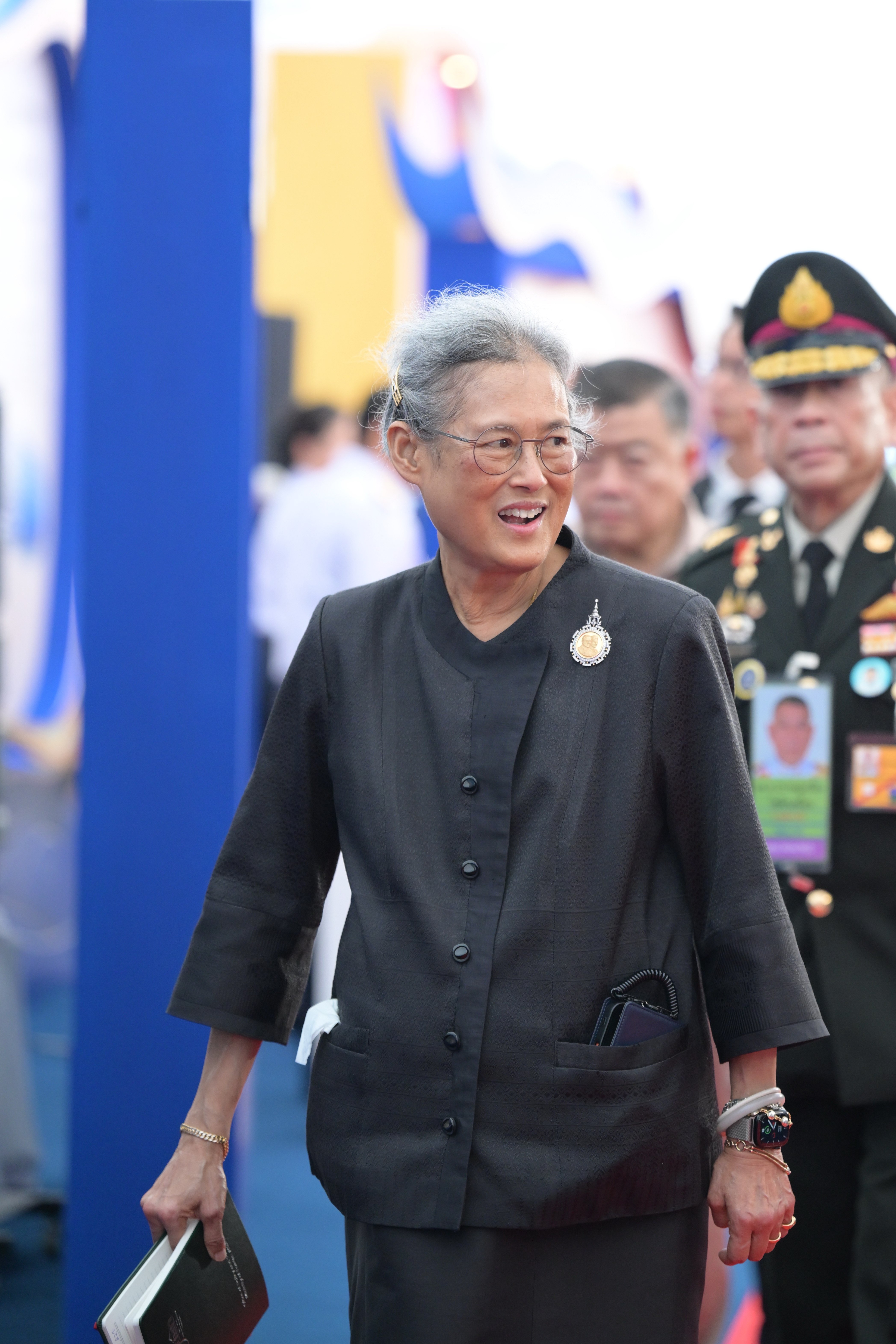 title - สำนักงานการปฏิรูปที่ดินเพื่อเกษตรกรรม ร่วมเฝ้าฯ รับเสด็จ สมเด็จพระกนิษฐาธิราชเจ้า กรมสมเด็จพระเทพรัตนราชสุดาฯ สยามบรมราชกุมารี เสด็จเป็นองค์ประธานเปิดงาน “วันสถาปนากรมประมง ครบรอบ 100 ปี”